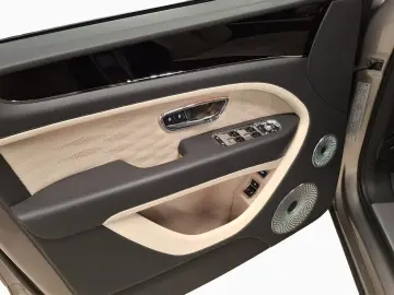 Bentley Bentayga Artenara Edition V8