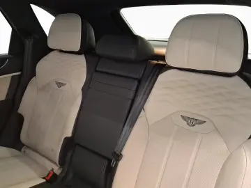 Bentley Bentayga Artenara Edition V8