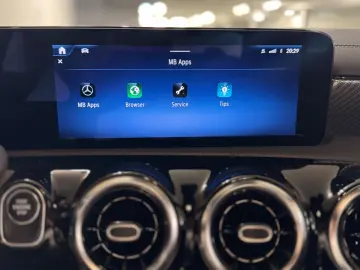 MERCEDES-BENZ CLA 250 e Progre WIDE LED KAM SPUR MBUX MOPF