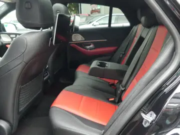 MERCEDES-BENZ GLE 400 d 4M Coupe AMG REARTV PANO 22&…