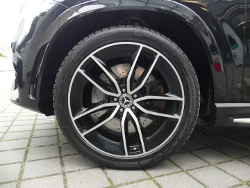 MERCEDES-BENZ GLE 400 d 4M Coupe AMG REARTV PANO 22&…