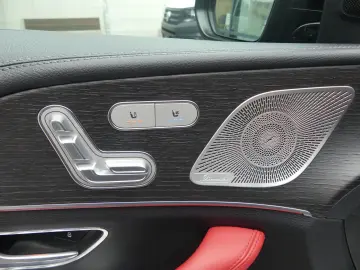 MERCEDES-BENZ GLE 400 d 4M Coupe AMG REARTV PANO 22&…