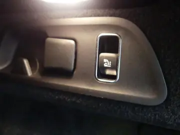 MERCEDES-BENZ GLE 400 d 4M Coupe AMG REARTV PANO 22&…