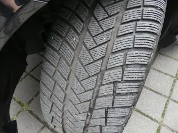 MERCEDES-BENZ GLE 400 d 4M Coupe AMG REARTV PANO 22&…