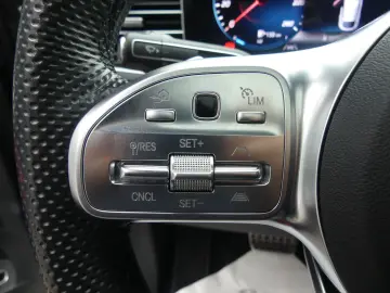 MERCEDES-BENZ GLE 400 d 4M Coupe AMG REARTV PANO 22&…