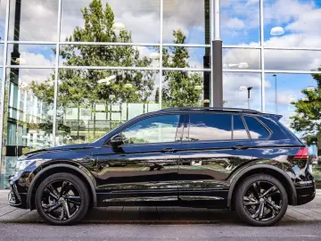 VW Tiguan 1.4 TSI eHybrid R-Line AHK MatrixLED Pano