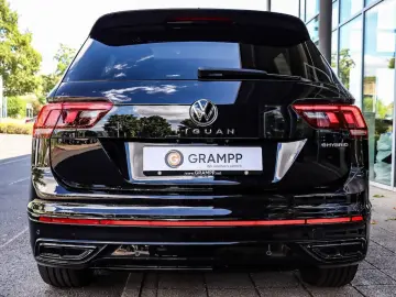 VW Tiguan 1.4 TSI eHybrid R-Line AHK MatrixLED Pano