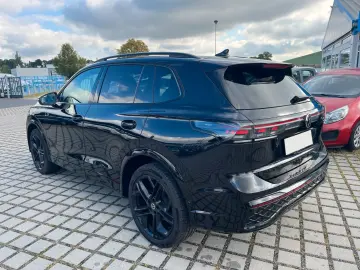 VW Tiguan 2.0 TDI 4Motion R-Line Black Style