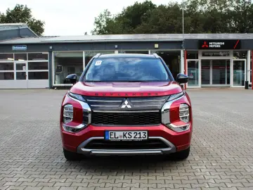MITSUBISHI Plug-in Hybrid Outlander TOP (Inkl. AHK Wallbox)