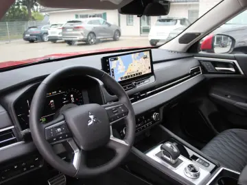 MITSUBISHI Plug-in Hybrid Outlander TOP (Inkl. AHK Wallbox)