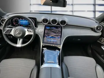 MERCEDES-BENZ C 400 e 4M Avantgarde Pano DigitalL Bu…