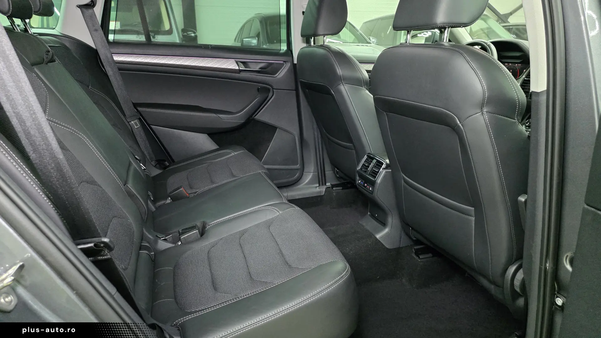 Skoda Kodiaq 2024 33000km benzina Led Crystal Piele Garantie