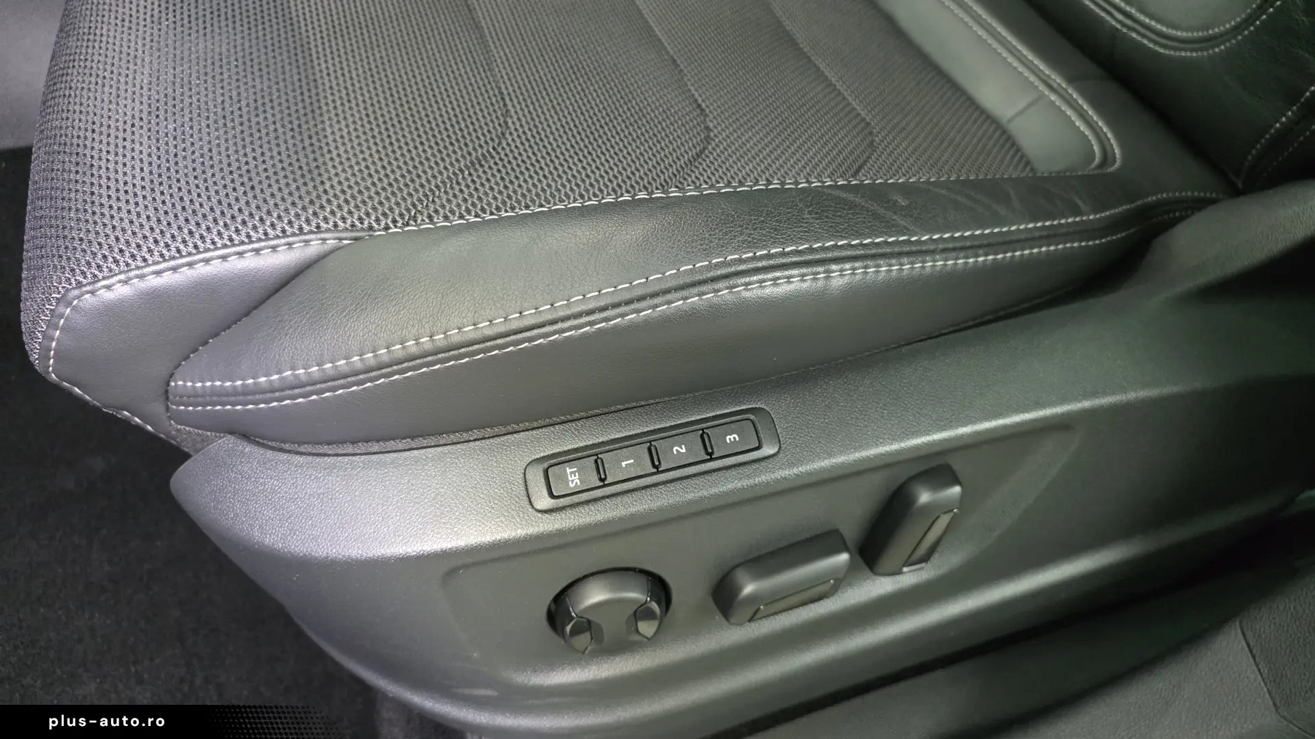 Skoda Kodiaq 2024 33000km benzina Led Crystal Piele Garantie