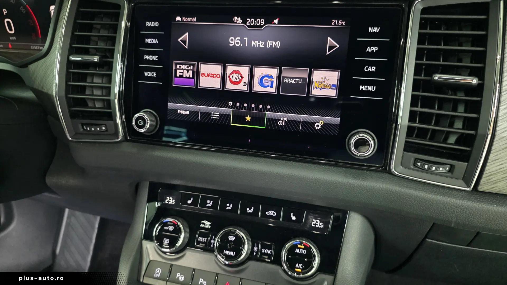 Skoda Kodiaq 2024 33000km benzina Led Crystal Piele Garantie