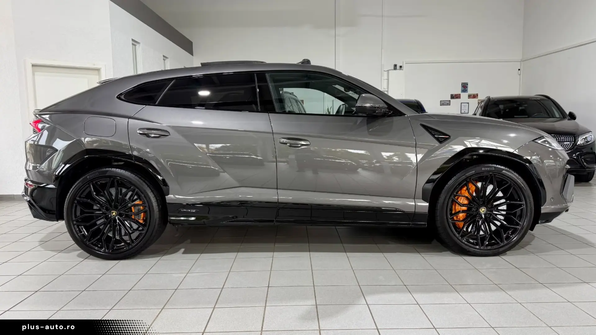 Lamborghini Urus SE   799 CP • &O 3D • PANO • HUD • MASSAGE