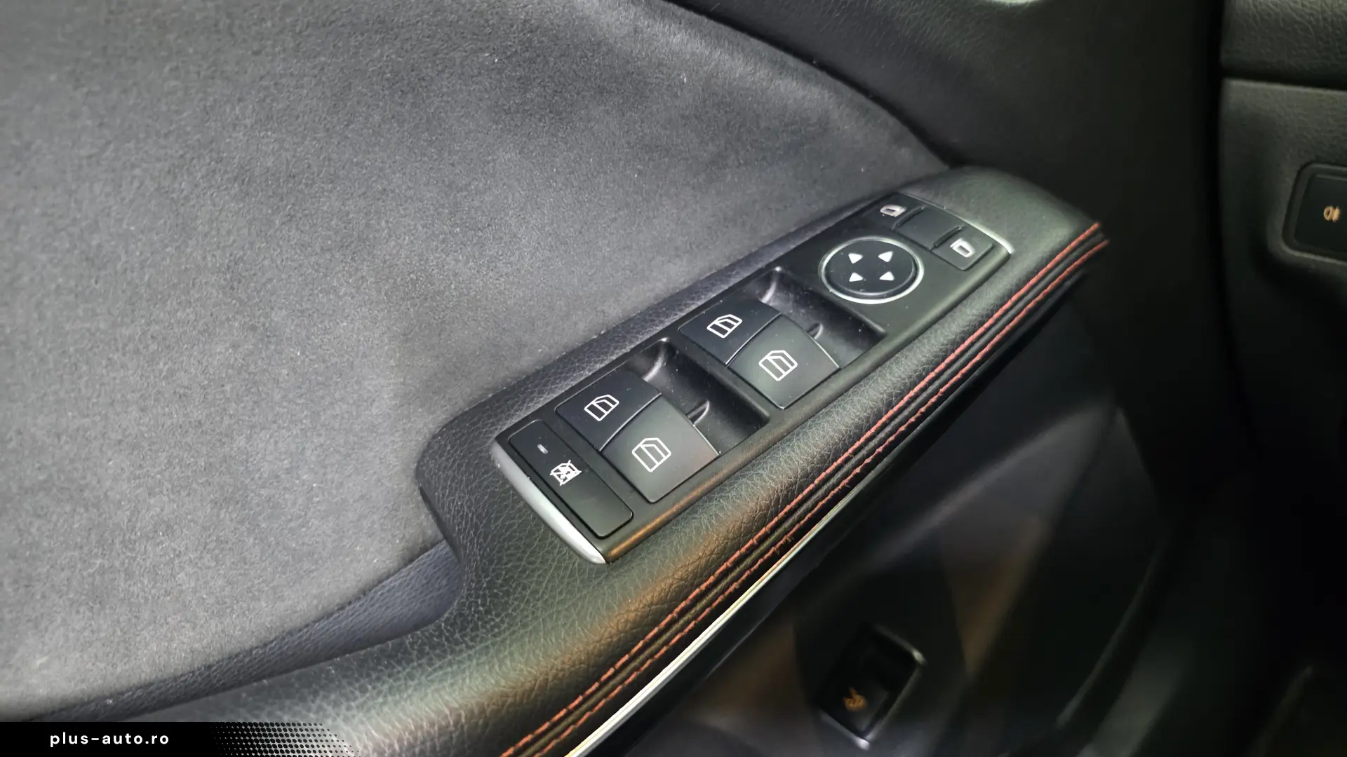 Mercedes CLA 200 AMG Alcantara Bixenon Jante 18 Service nou