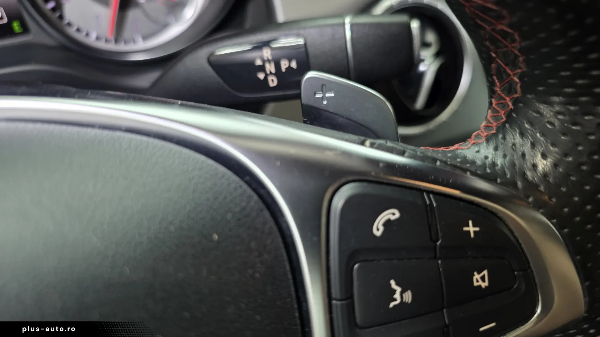 Mercedes CLA 200 AMG Alcantara Bixenon Jante 18 Service nou