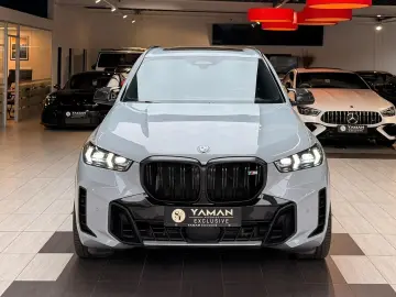BMW X5 M60i xDrive  Pano HuD Carbon StHzg B&W
