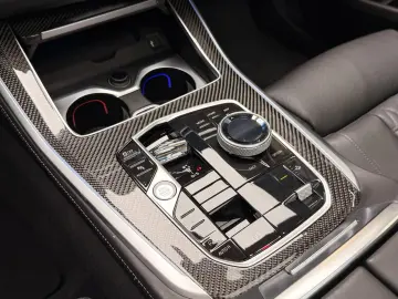 BMW X5 M60i xDrive  Pano HuD Carbon StHzg B&W