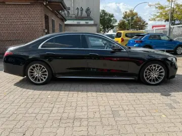 MERCEDES-BENZ S 500L 4Matic AMG-Line LEDPano 360 HUD…