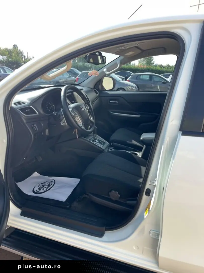 Mitsubishi L200 2.2D  150CP  Hardtop  Navi  Camera  Pilot  C
