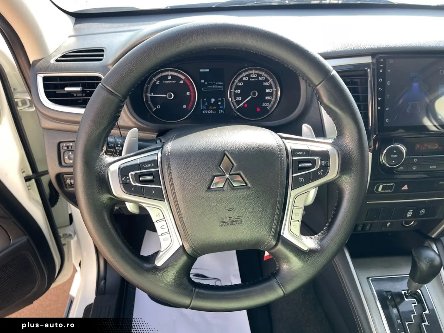 Mitsubishi L200 2.2D  150CP  Hardtop  Navi  Camera  Pilot  C