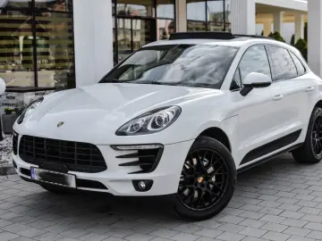 Porsche Macan S