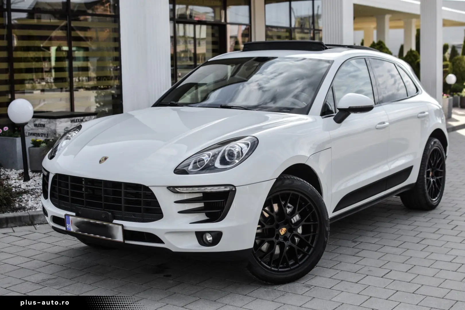 Porsche Macan S