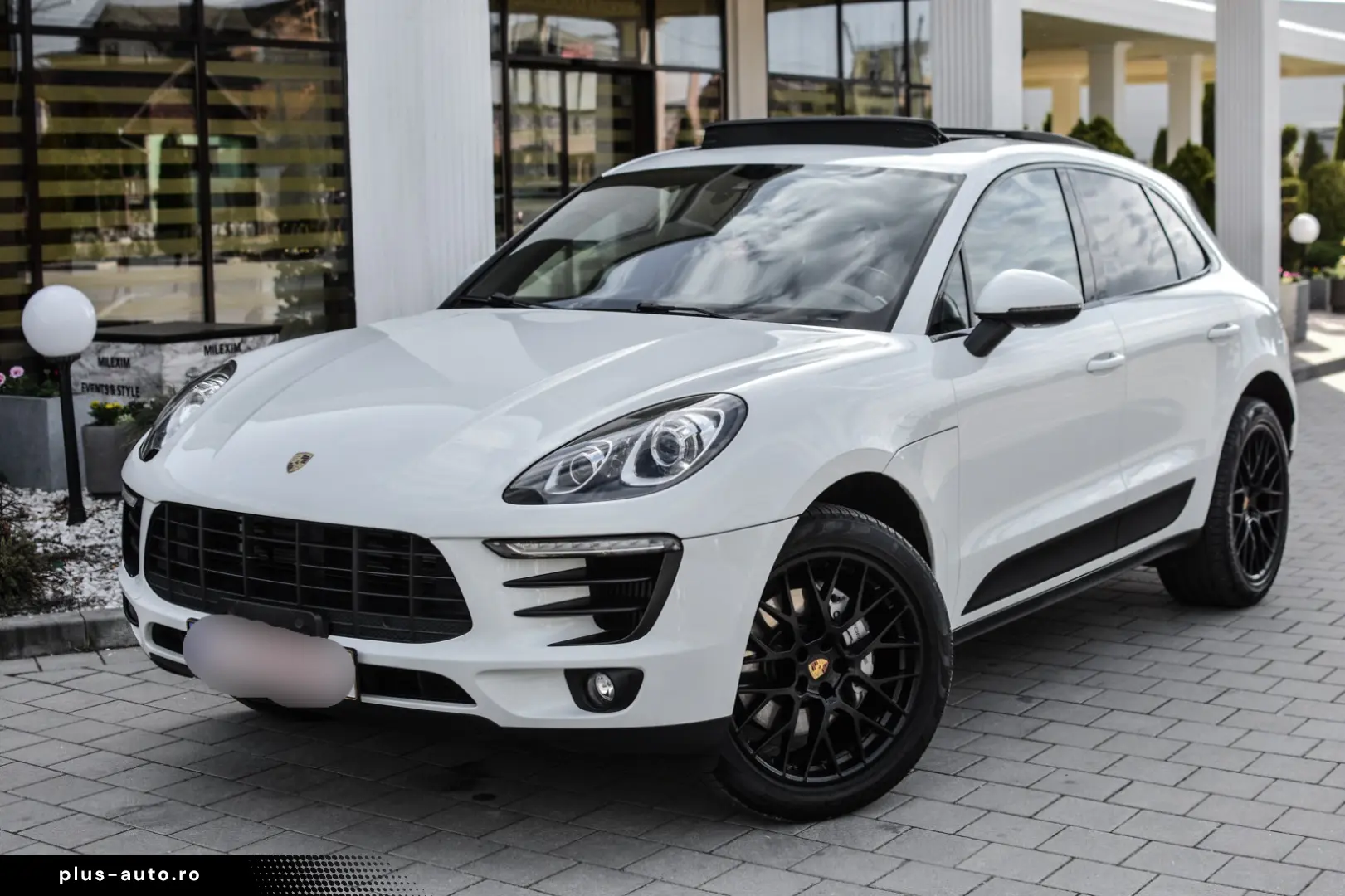 Porsche Macan S