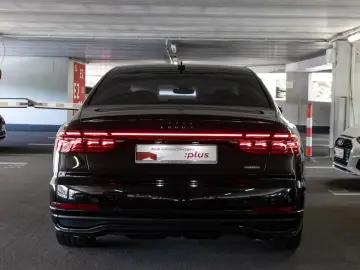 AUDI A8 60 TFSI e quattro S line Pano Matrix AHK B&O