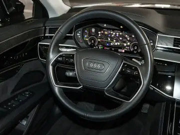 AUDI A8 60 TFSI e quattro S line Pano Matrix AHK B&O