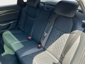 AUDI A8 60 TFSI e quattro 2x S line PANO B&O HUD MATRIX
