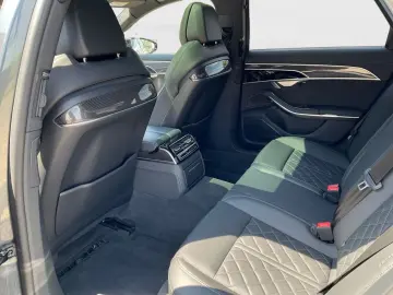 AUDI A8 60 TFSI e quattro 2x S line PANO B&O HUD MATRIX