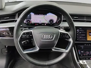 AUDI A8 60 TFSIe HD-MATRIX