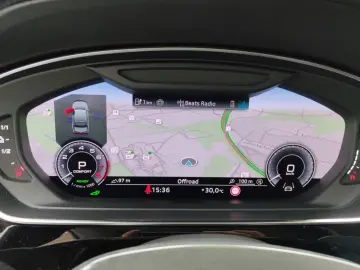 AUDI A8 60 TFSIe HD-MATRIX
