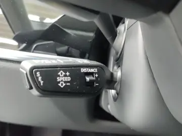 AUDI A8 60 TFSIe HD-MATRIX