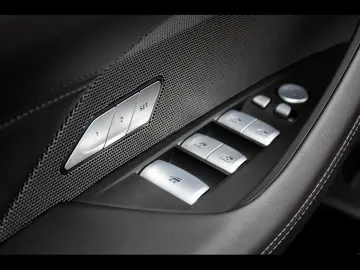 BMW M4 COMPETITION M XDRIVE CABRIOLET FROZEN BLACK