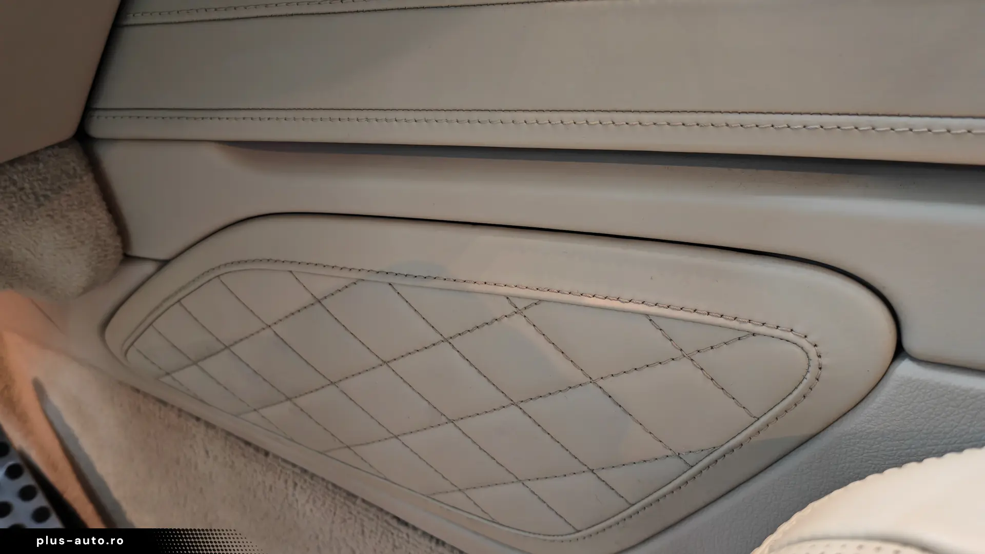 Mercedes G63 Burmester Masaj Trapă Ventilație TVA deductibil