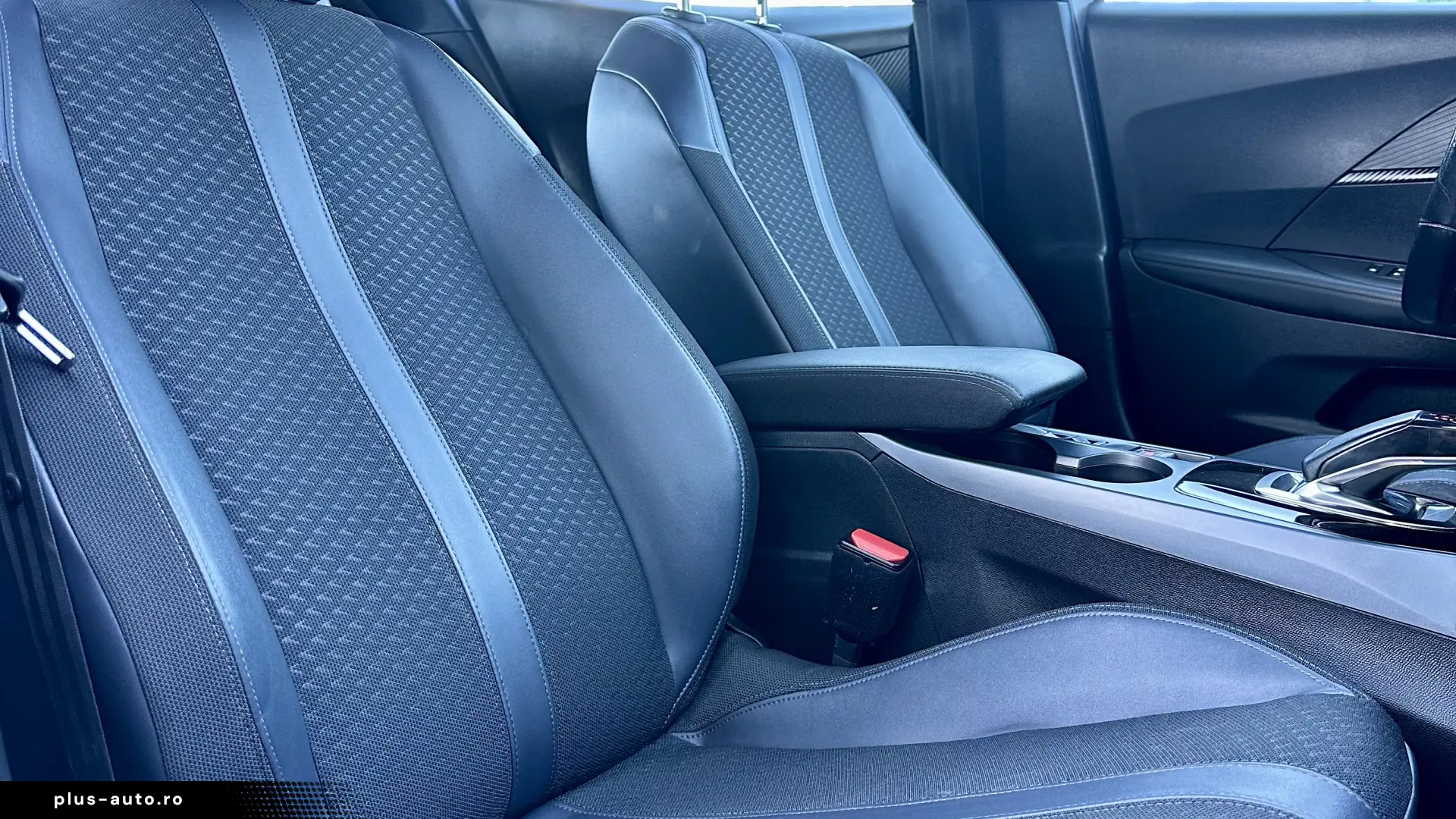 Peugeot 2008 2020 106.000km Faruri Carplay Rate Garantie