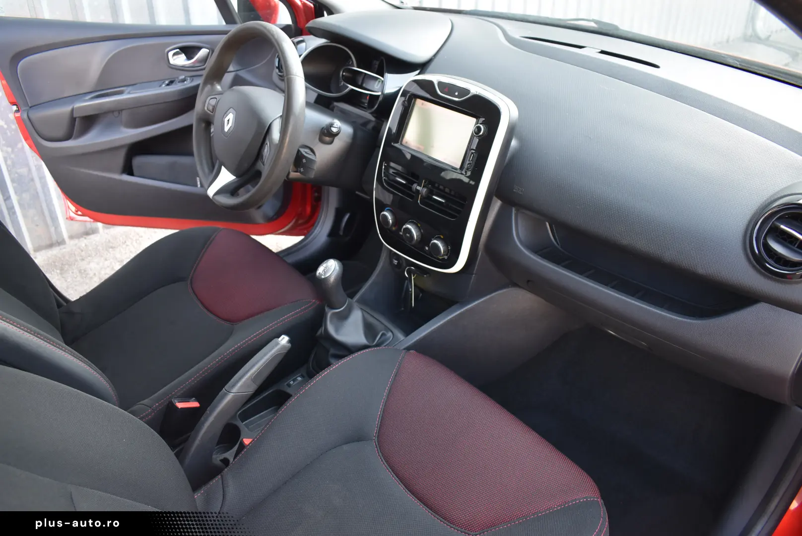 Renault Clio EURO 6  1.5 dCi ECO- 90CP Bass Reflex Navigatie