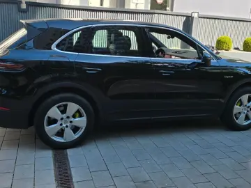 PORSCHE Cayenne E-Hybrid Pano Kamera360 SiHzg SportCron