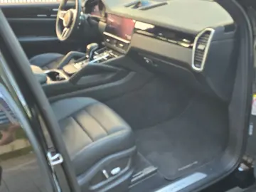 PORSCHE Cayenne E-Hybrid Pano Kamera360 SiHzg SportCron