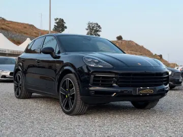 PORSCHE Porsche Cayenne E-Hybrid