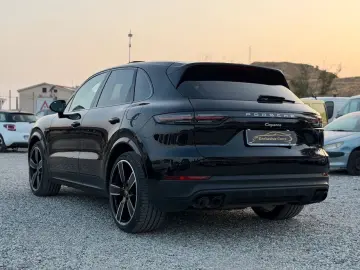 PORSCHE Porsche Cayenne E-Hybrid
