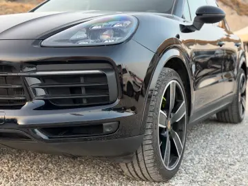 PORSCHE Porsche Cayenne E-Hybrid