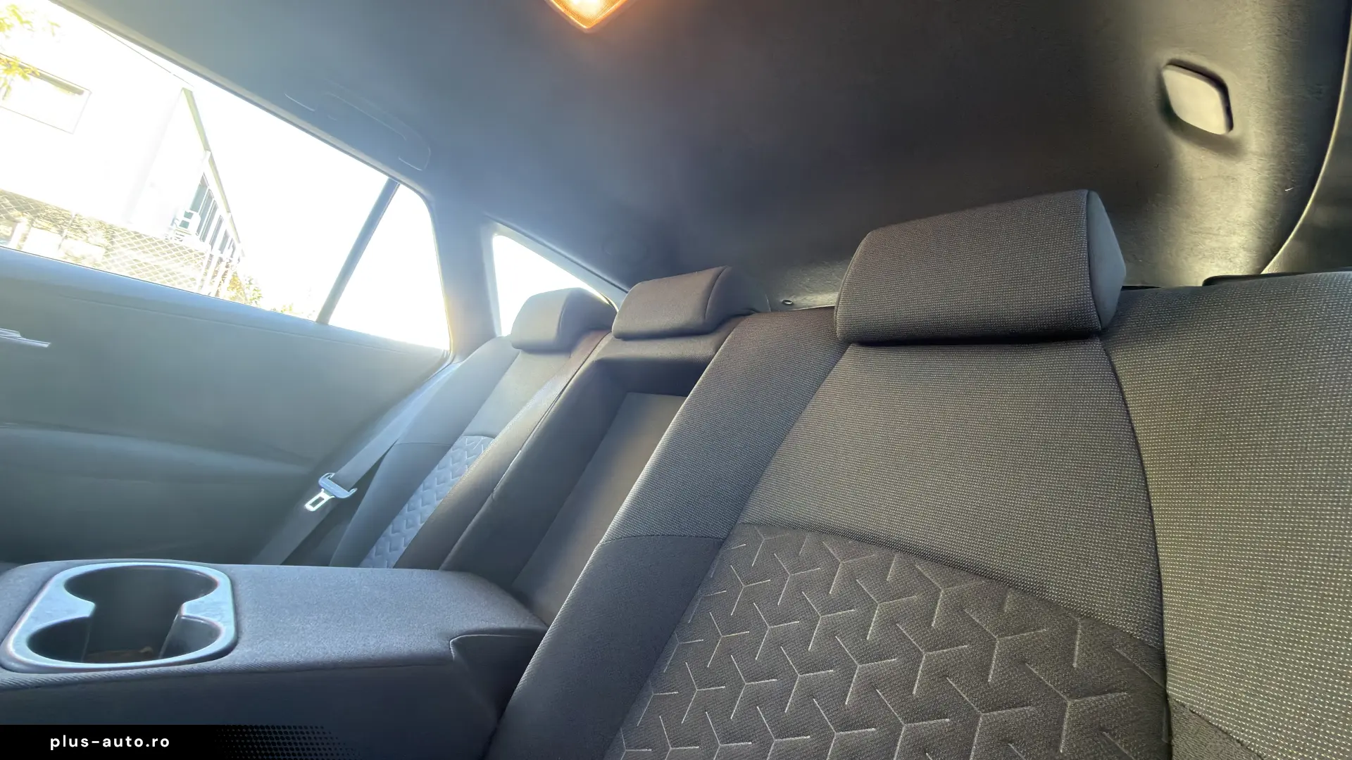 Toyota Corolla 1.8 Hyb. Business