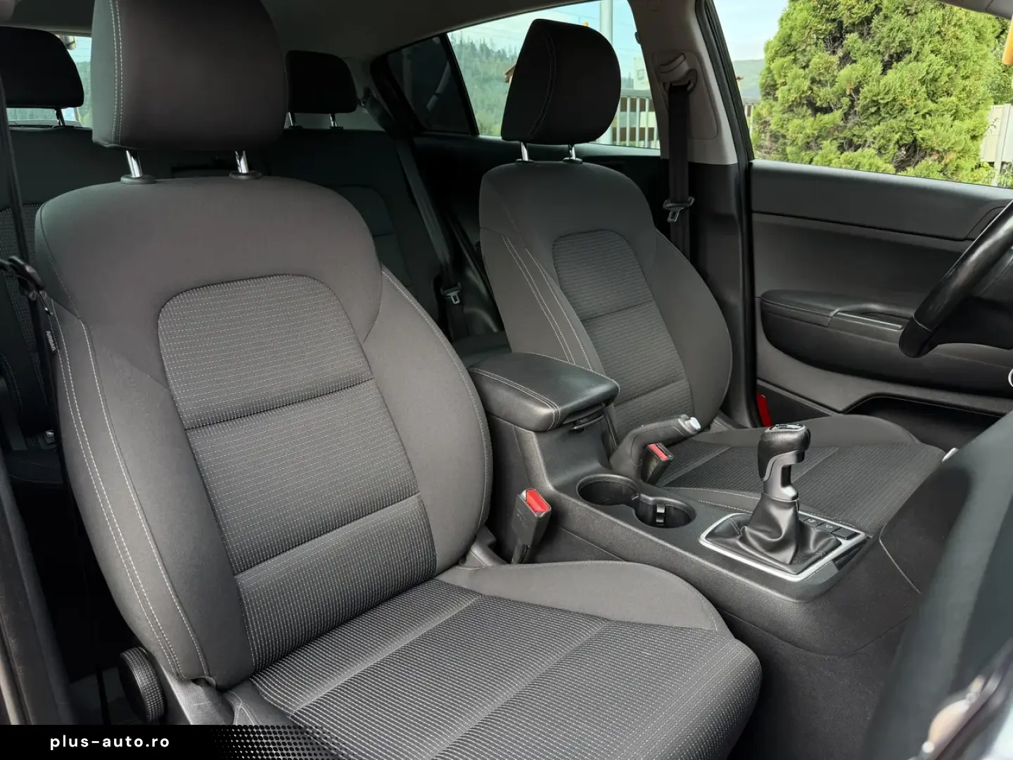 Kia Sportage 1.6 GDI 6MT 4x2 Plus  132CP  6 Trepte