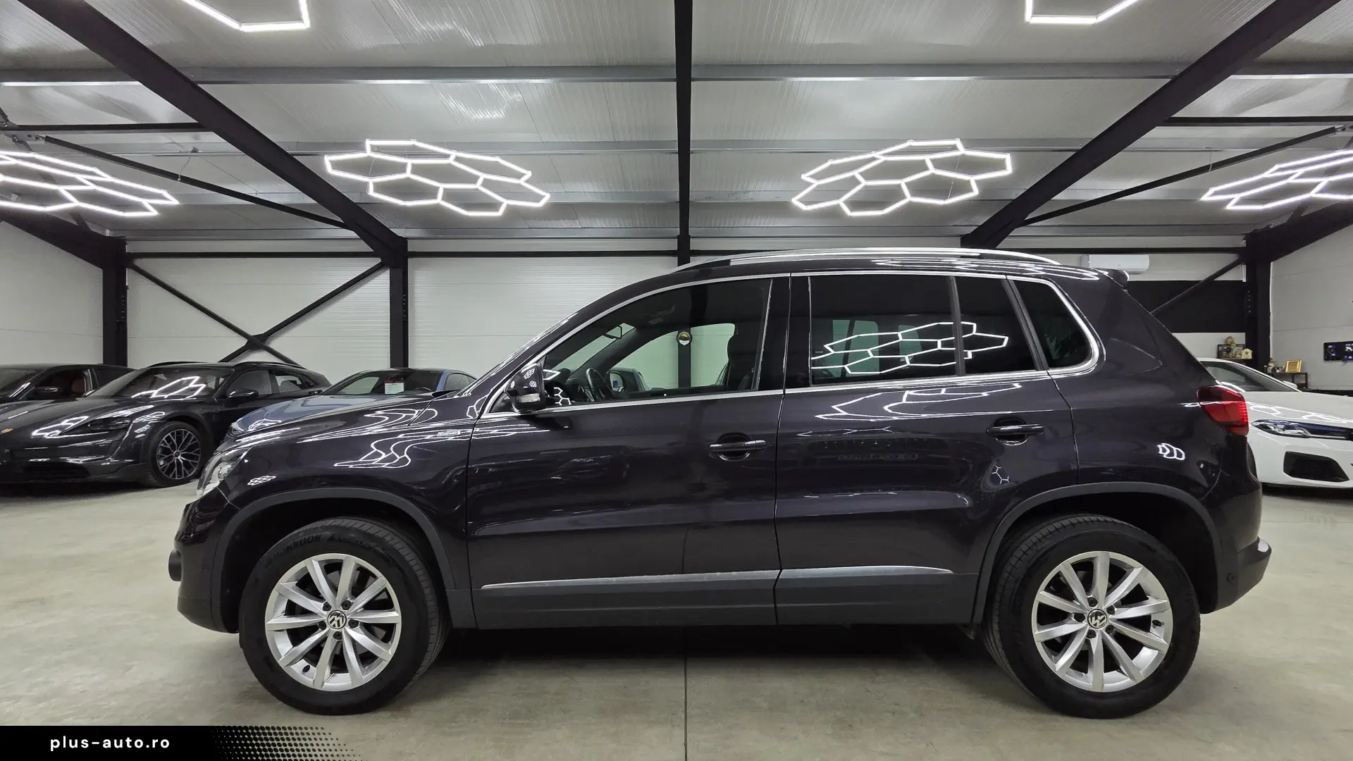 Volkswagen Tiguan Lounge 4Motion Carlig Service total