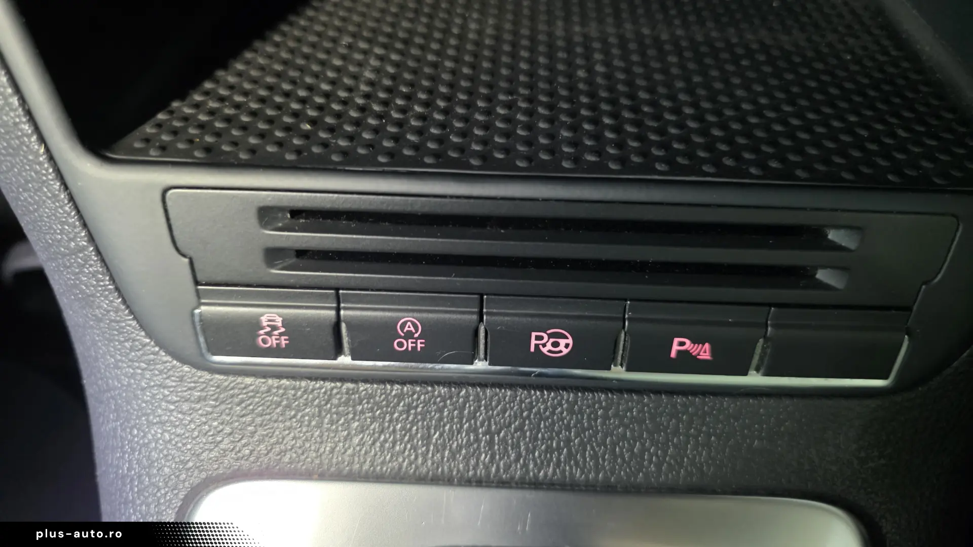 Volkswagen Tiguan Lounge 4Motion Carlig Service total