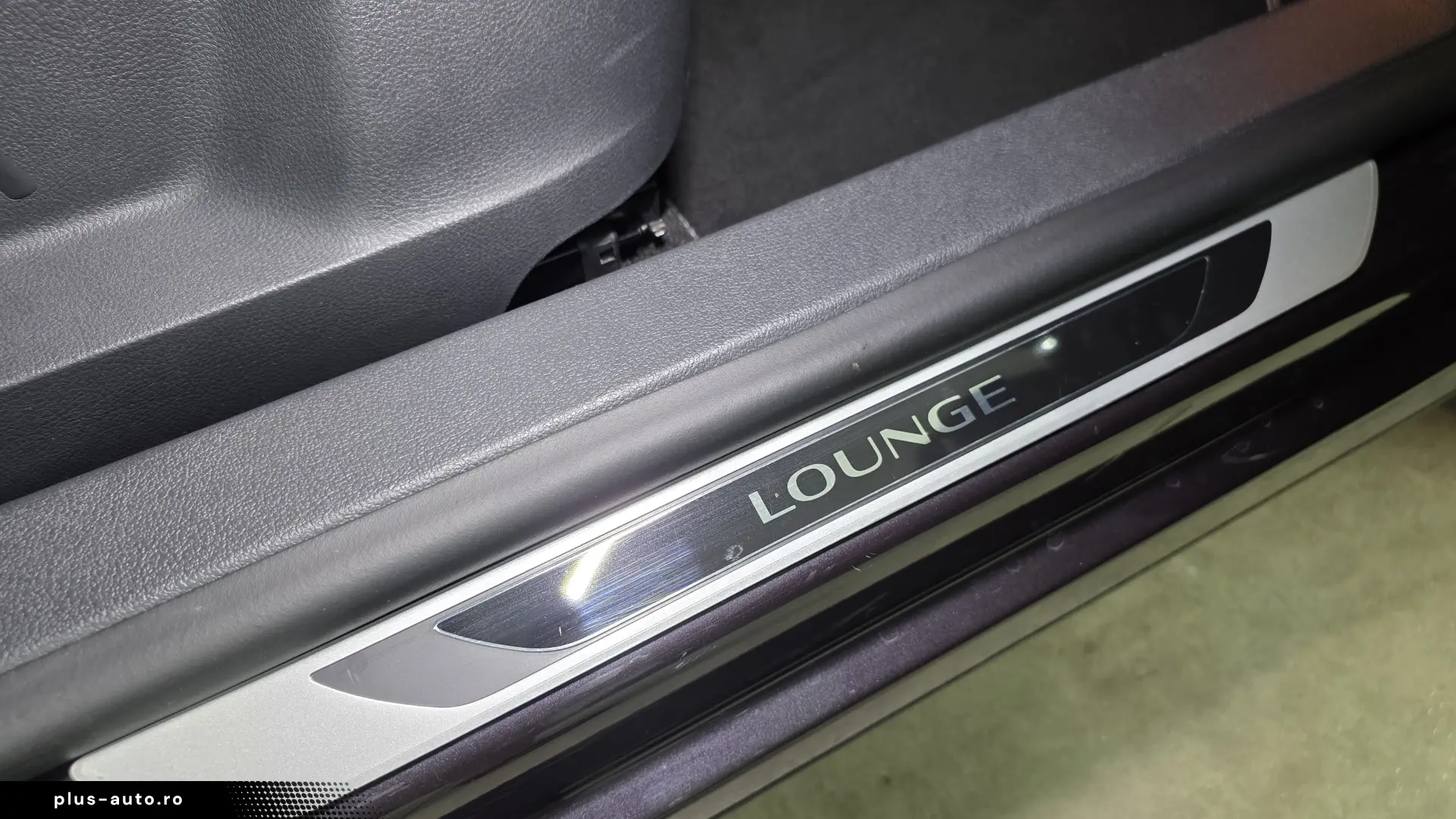 Volkswagen Tiguan Lounge 4Motion Carlig Service total